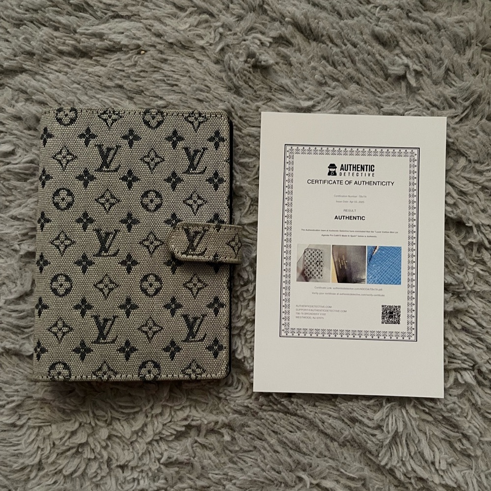 Louis Vuitton PM agenda in mini lin